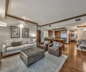 Photo 3 - Constellation Residences | 3 Bedroom Penthouse Book 7 Nights for 10% Off