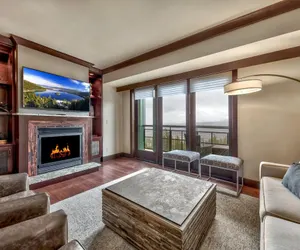 Photo 2 - Constellation Residences | 3 Bedroom Penthouse Book 7 Nights for 10% Off