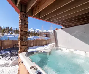 Photo 2 - Creekside Escape