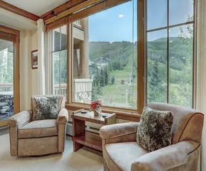 Photo 5 - Luxurious 2 Bd With Lift View in Beaver Creek, Ski In / Ski Out