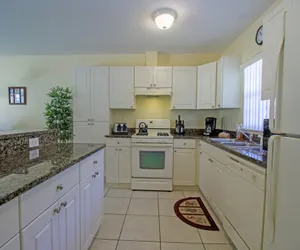 Photo 4 - Condominium at Lakeside Golf & CC - unit 104
