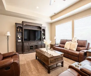 Photo 4 - Zions Point - Pet Friendly!