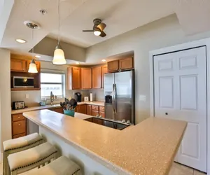 Photo 5 - Spacious Oceanfront, Corner Condo, Walk to Flagler