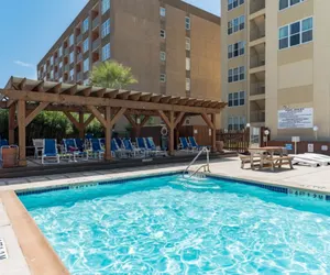 Photo 2 - Cozy Beach Condo