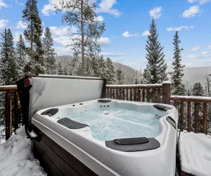 Photo 4 - Modern Log Cabin