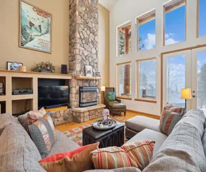 Photo 2 - Timber Heights Lodge