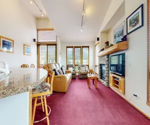 Photo 5 - Snowcreek V 999 Mammoth Mountain Views, Private Washer Dryer, Pet-Friendly
