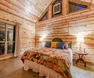 Photo 4 - Stained Glass Hill  Free WiFi, Parking Onsite, Private Hot Tub, and BBQ