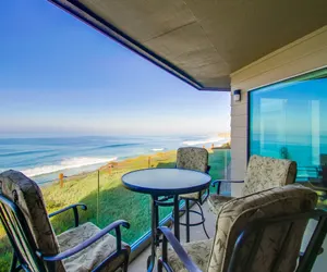 Photo 4 - Gorgeous Ocean View Condo with Pool & Spa SURF9