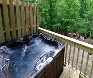Photo 5 - Arabella  with Hot Tub and Fire Pit