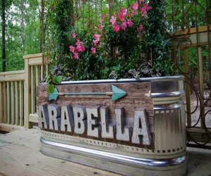 Photo 2 - Arabella  with Hot Tub and Fire Pit