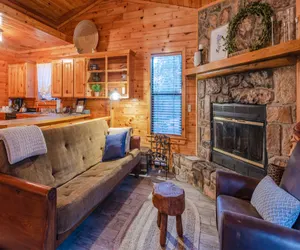Photo 2 - The Haven Romantic cabin