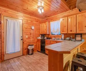 Photo 3 - The Haven Romantic cabin