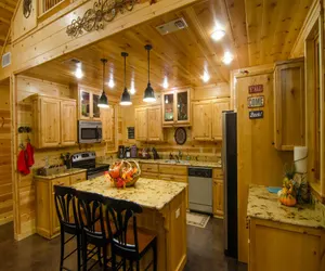 Photo 5 - Shine on Harvest Moon Private Grill and Hot Tub0
