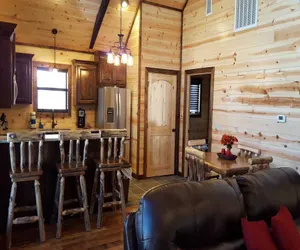 Photo 4 - Ace in the Hole Cabin with Hot Tub and Fireplace