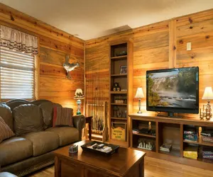 Photo 4 - Bear Hollow Cabin with Hot Tub Minutes Away from Beavers Bend State Park