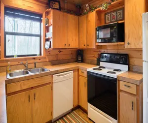 Photo 4 - Shady Nook Private Hot Tub and Minutes Away from Broken Bow Lake