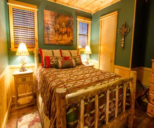 Photo 2 - Breathless Cabin includes Free WiFi,  Private Hot Tub, and BBQ