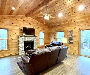 Photo 2 - Charming, pet friendly cabin, perfect for fishing, family, hiking and R&R!