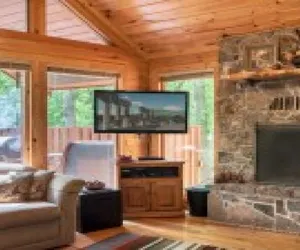 Photo 2 - Deer Trail includes Sunken Hot Tub &  Wood Fireplace