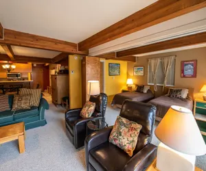 Photo 4 - Spacious 2BR/2BA Condo - Close to the Slopes!