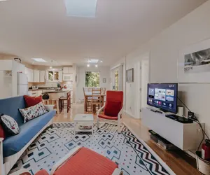 Photo 4 - 30GS - BBQ - Hot Tub - Wi-Fi - Pets Ok - Sleeps 8