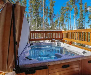 Photo 2 - Fireside Retreat