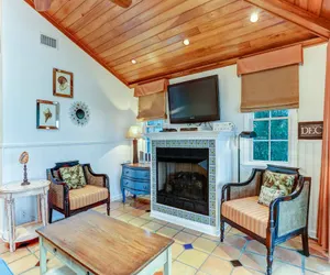 Photo 4 - Ocean Ave Spacious Seaside Cottage
