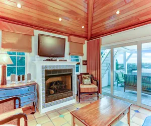 Photo 5 - Ocean Ave Spacious Seaside Cottage