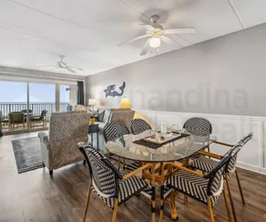 Photo 5 - Nautical Decorated Oceanfront Condo
