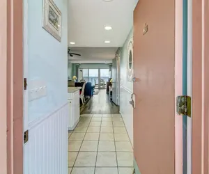 Photo 4 - Striking Ocean View Condo with Private Walkway to the Beach