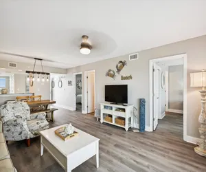 Photo 4 - Seacrest 407 is a 2 BR Gulf front on Okaloosa Island