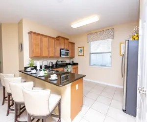 Photo 4 - 5 bedroom home with hot tub!
