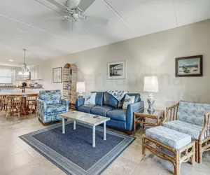 Photo 3 - Upper unit Overlooking the Beautiful Outdoor Space and Pier