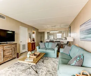 Photo 4 - Comfy Upper Unit Condo to Enjoy the Beach or the Fishing