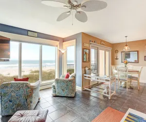 Photo 5 - Coastline Condo with private Balcony to Enjoy Views of the Atlantic Ocean