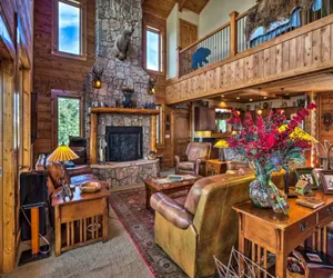 Photo 5 - Luxury Home w/ Mountain Views, Hot Tub & Grill