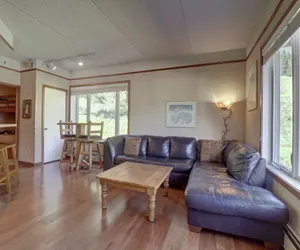Photo 3 - Affordable Ski Condo with Awesome Views - TL207