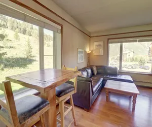 Photo 5 - Affordable Ski Condo with Awesome Views - TL207