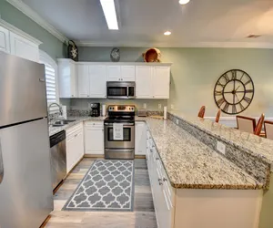 Photo 4 - 4803 Bovardia Place 102