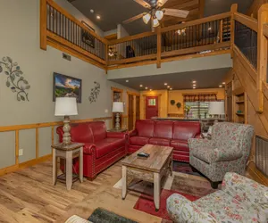 Photo 5 - Tennessee Dream Chalet with Relaxing Hot Tub