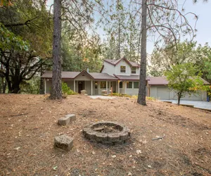 Photo 5 - Mountain Retreat with Hot Tub & Pool Table - Less than an hour to skiing