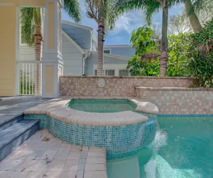 Photo 2 - Ultimate Island Getaway - Monthly Beach Rental