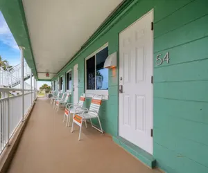 Photo 2 - Tropic Terrace #54 - Beachfront Resort