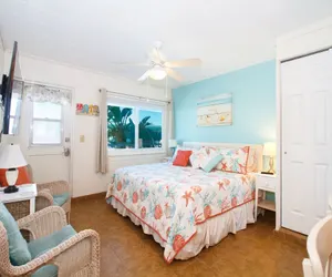 Photo 3 - Tropic Terrace #31 - Beachfront Resort