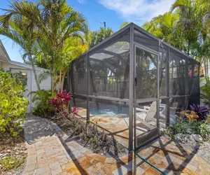 Photo 3 - Casa Del Mar - Beach Pool Home