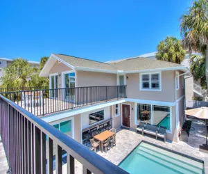 Photo 4 - Forever Sunshine - Beach Vacation Rental