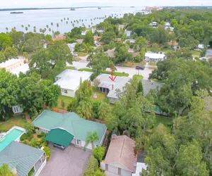 Photo 4 - Sunny Getaway - Beautiful Vacation Rental