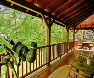 Photo 5 - Tree Top Lodge Gorgeous Lake Cabin with Kayaks Hot Tub & Magnificent Views of Forests and Mountains