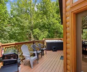 Photo 5 - Creekside Manor